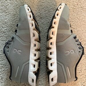 On Running Gray and White Running Shoes